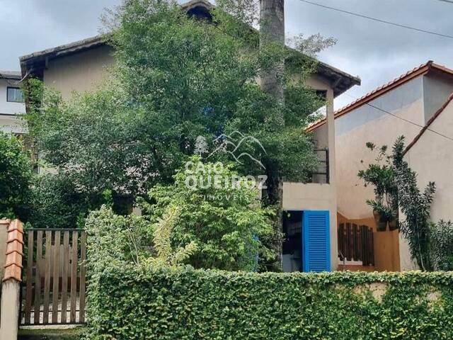 #1812 - Casa para Venda em São José dos Campos - SP - 2